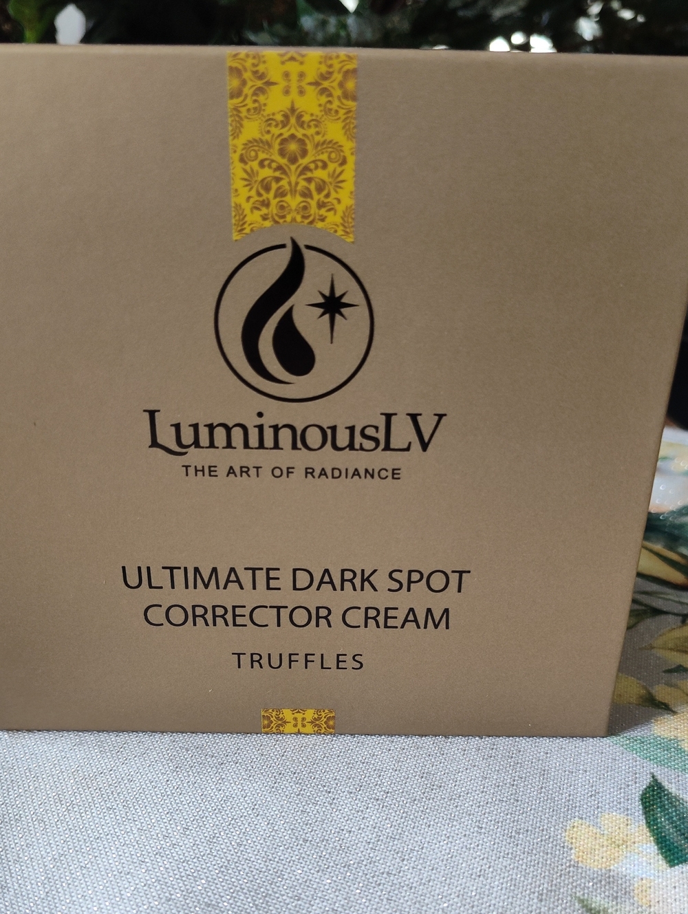 NIB Gold Dark Spot Correcto Cream - With Truffle Extract & 24K Gold